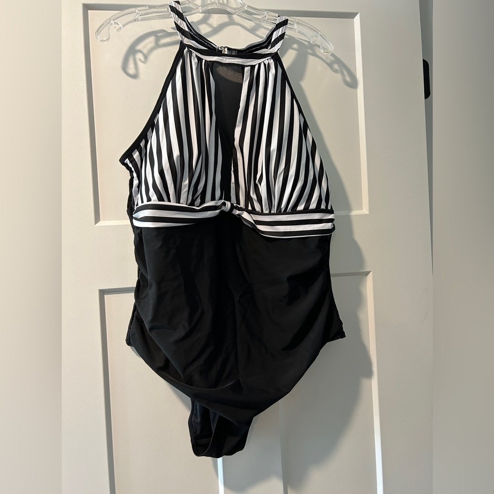 Black and white striped one piece bathing suit 20W never worn (NWOT)